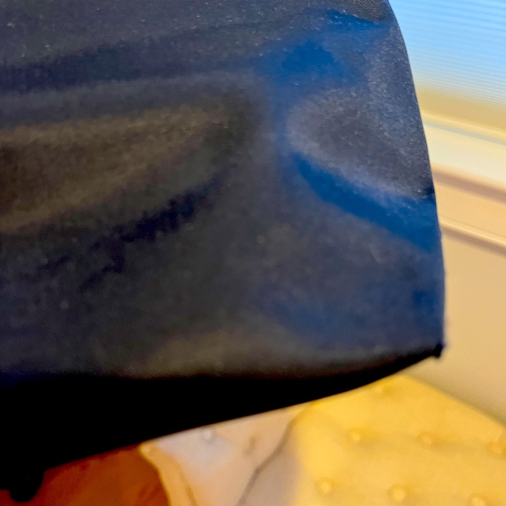 Dooney & Bourke Satchel style bag